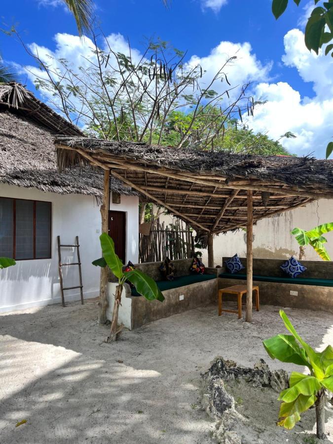 Karanga Bungalows Michamvi Quarto foto