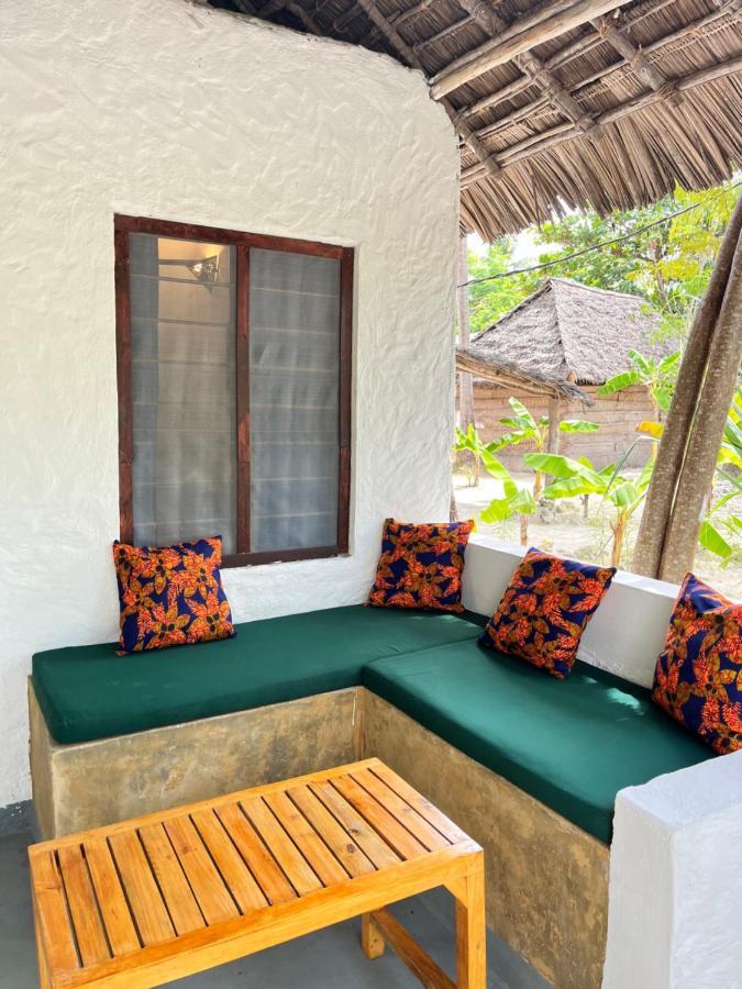 Karanga Bungalows Michamvi Quarto foto